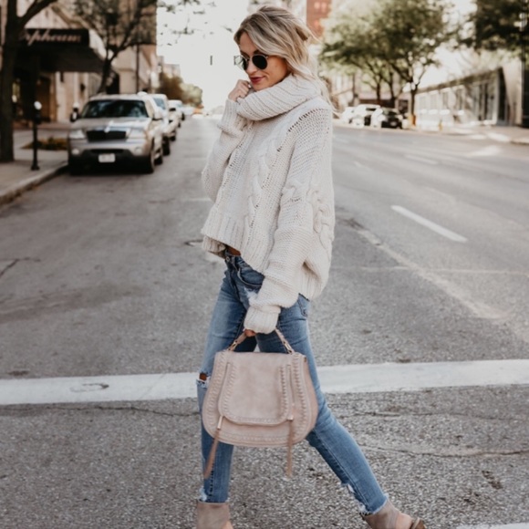 🍁LAST ONE Oversized Cable Knit Turtleneck Sweater🍁 - Picture 6 of 15